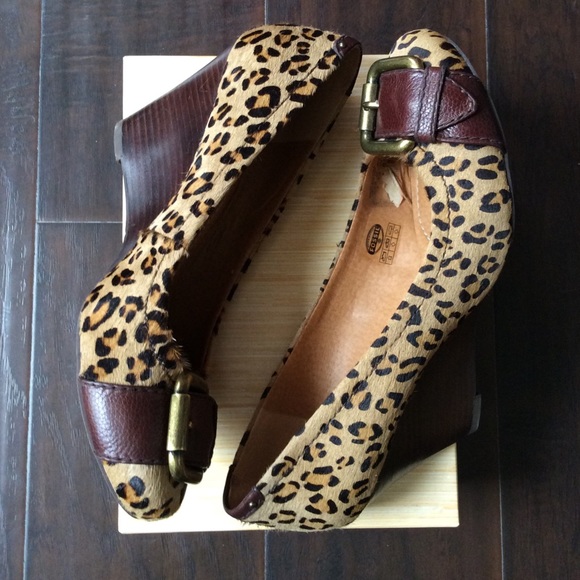 🐆 Fossil ‘Maddox’ Calf Hair Leopard Pumps 🐆 - Picture 2 of 8